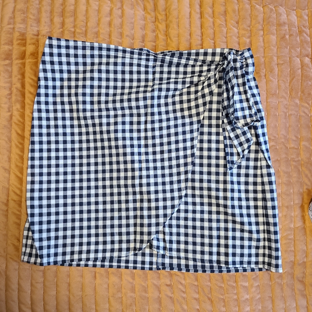 Adorable Gingham skirt